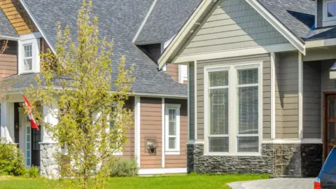 Why Vinyl Siding Remains the Most Popular Choice for Homeowners